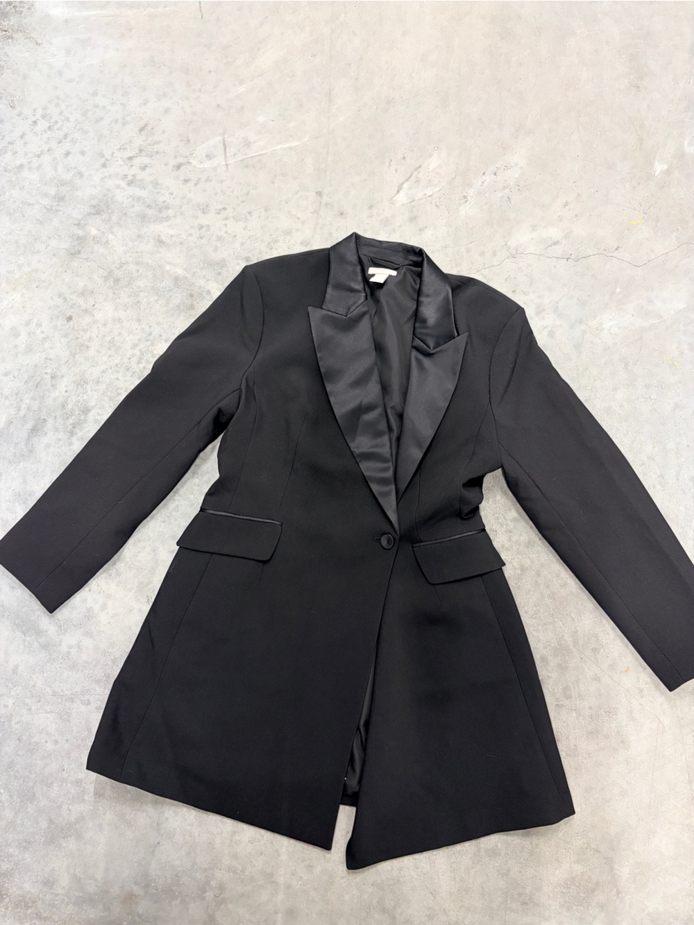 H&M Black Women's Satin-Lapel Long Blazer